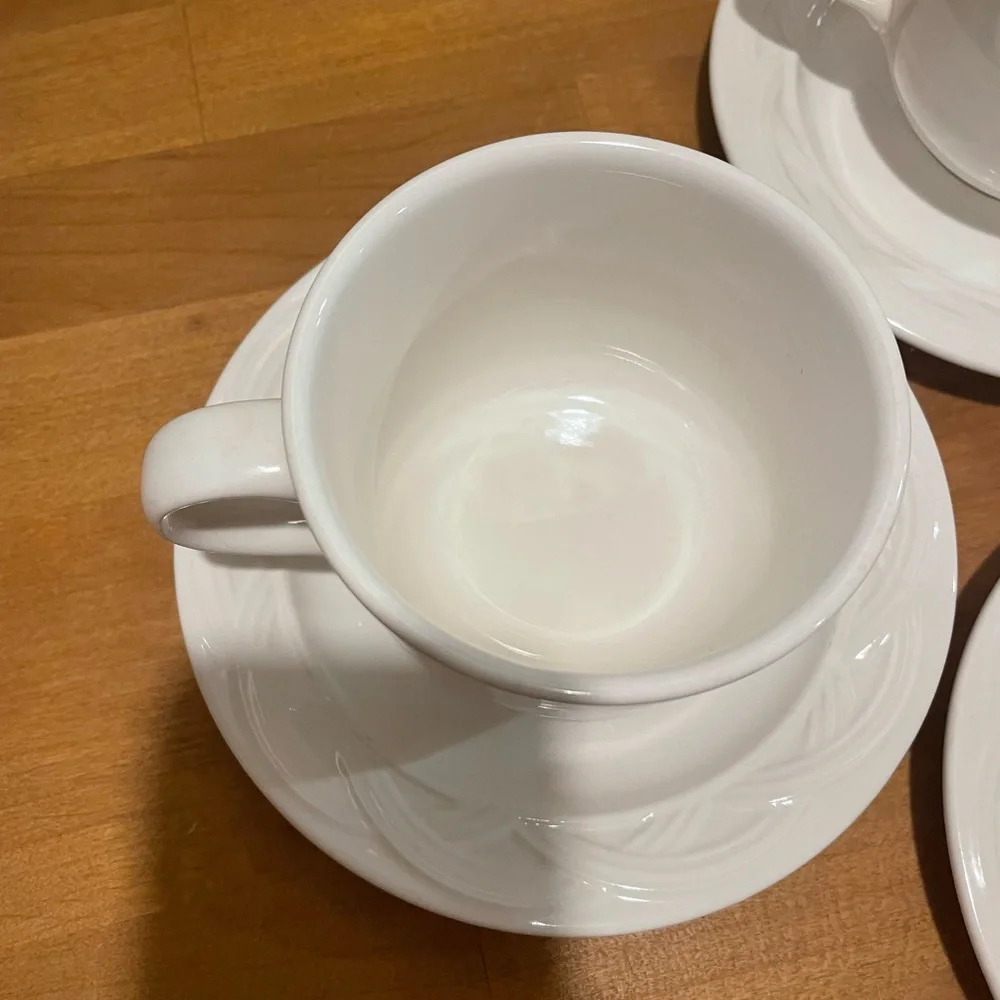 Classic White Pfaltzgraff Cup and Saucer Stoneware Set of 4, Acadia White